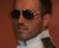  Ik zoek een kinky man die tegen een stootje kan 