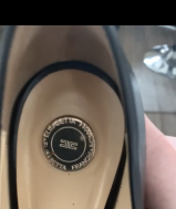  Gedragen slipjes, kousen, panty's in jouw lievelingskleur en patroon. Stuur me een berichtje als je meer van mij wilt w