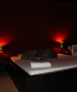 Ondeugende meisjes en stoute dames gezocht. Roermond, Limburg.